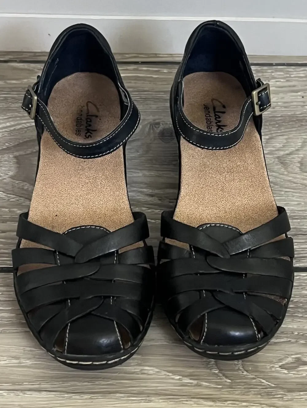 Clarks Bendables Wendy Land Black Leather Closed Toe Wedge Womens 7 Sandals